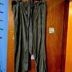 Olive Maurices’s high waist pants
